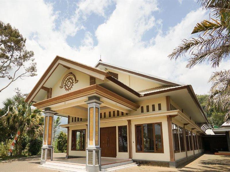 Hotel Bumi Bermi Permai Near Bermi Eco Park Mitra Reddoorz Probolinggo Extérieur photo