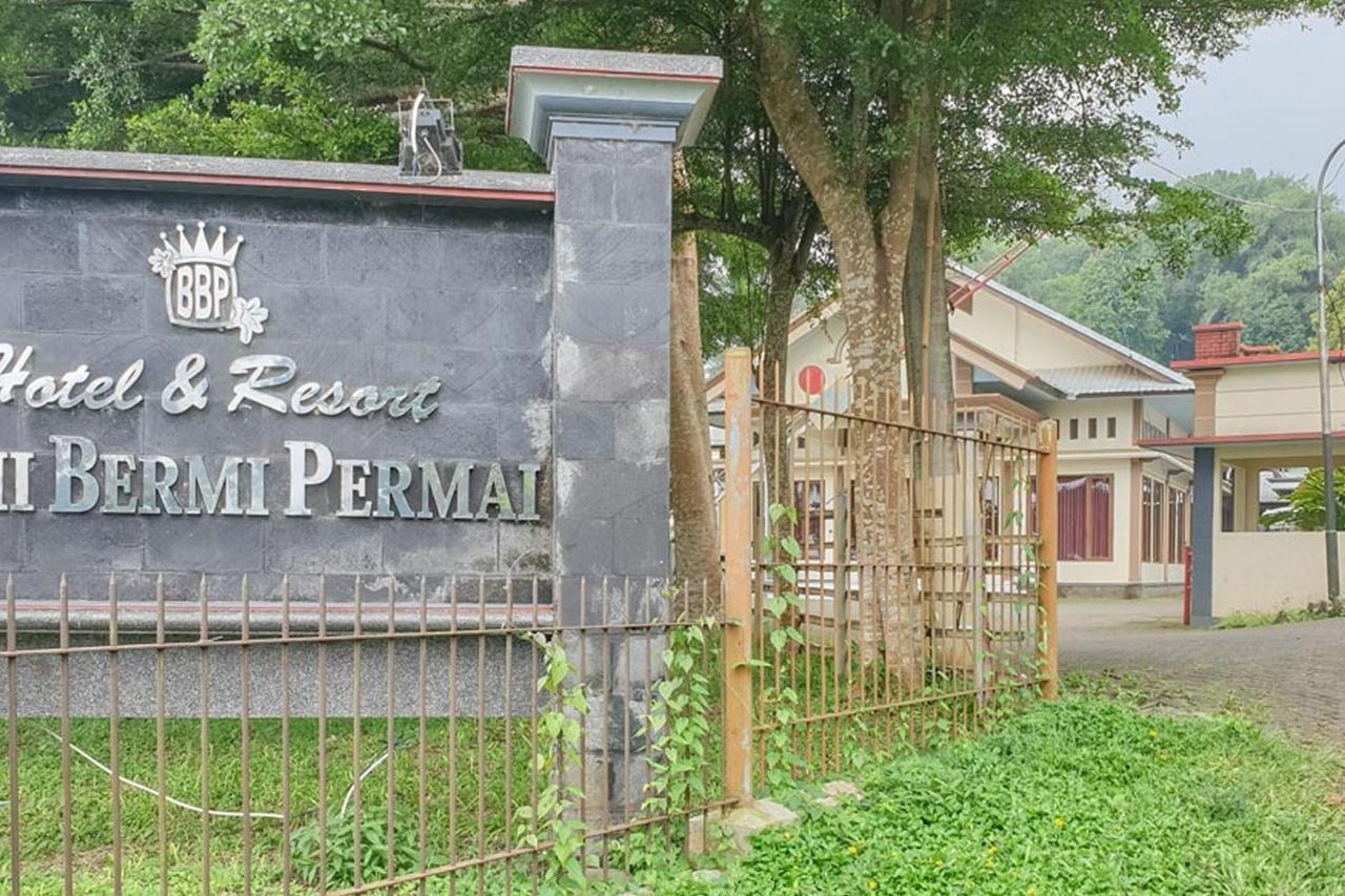 Hotel Bumi Bermi Permai Near Bermi Eco Park Mitra Reddoorz Probolinggo Extérieur photo